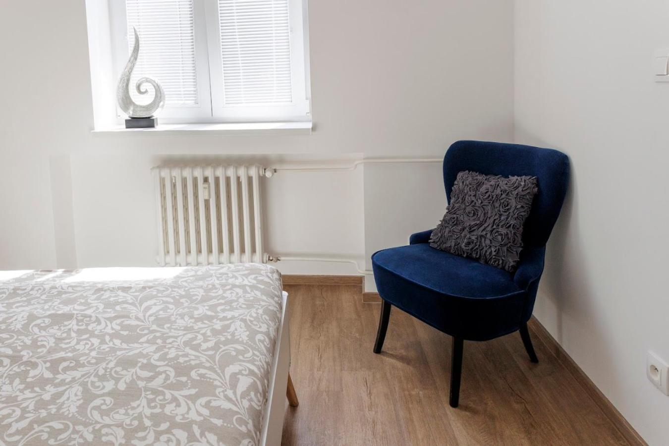 Diamond Residence In Old Town With Free Parking Братислава Екстериор снимка
