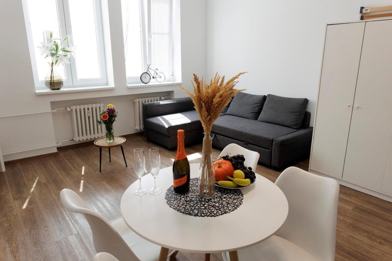 Diamond Residence In Old Town With Free Parking Братислава Екстериор снимка