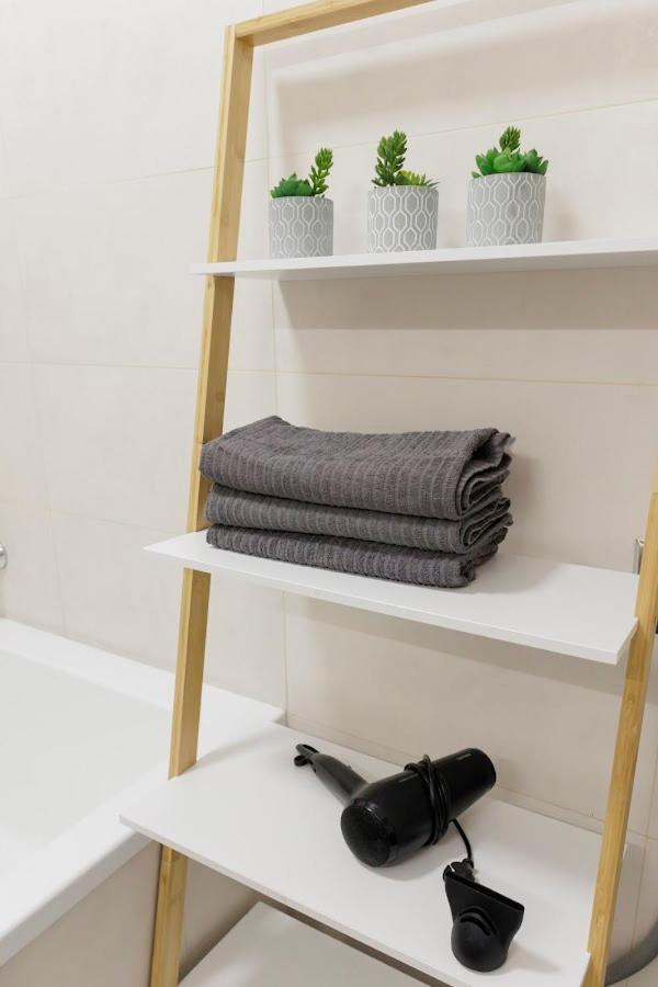 Diamond Residence In Old Town With Free Parking Братислава Екстериор снимка